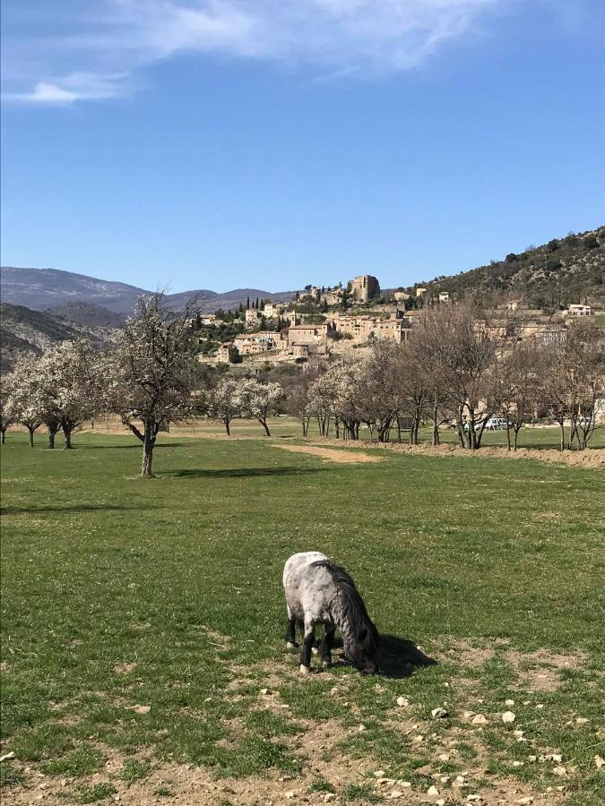 La Tour De Guet Aparthotel Montbrun-les-Bains Szoba fotó